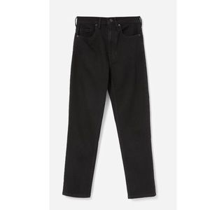 Everlane high-waisted Cheeky Straight Jean (black)
